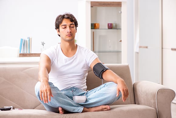 Het effect van yoga op je bloeddruk